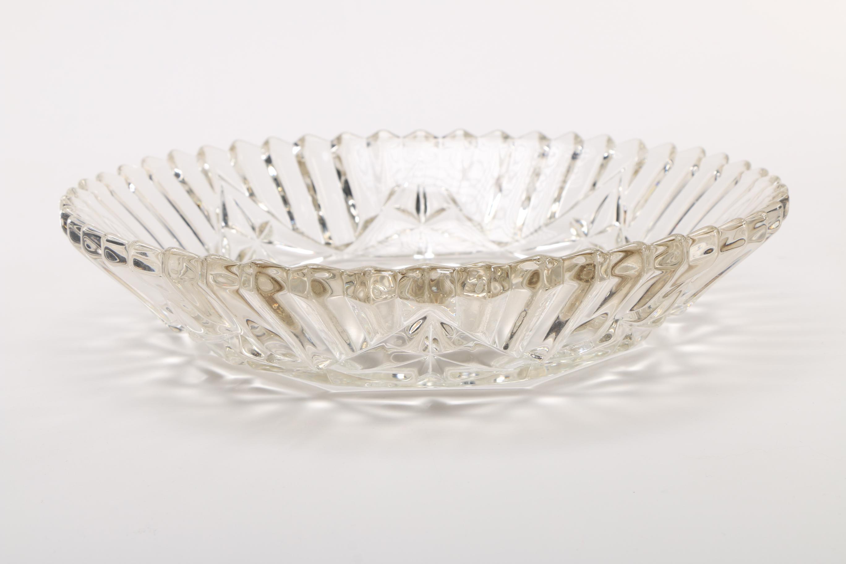 Fifth Avenue Crystal Bowl and Fruit Motif Shallow Bowl
