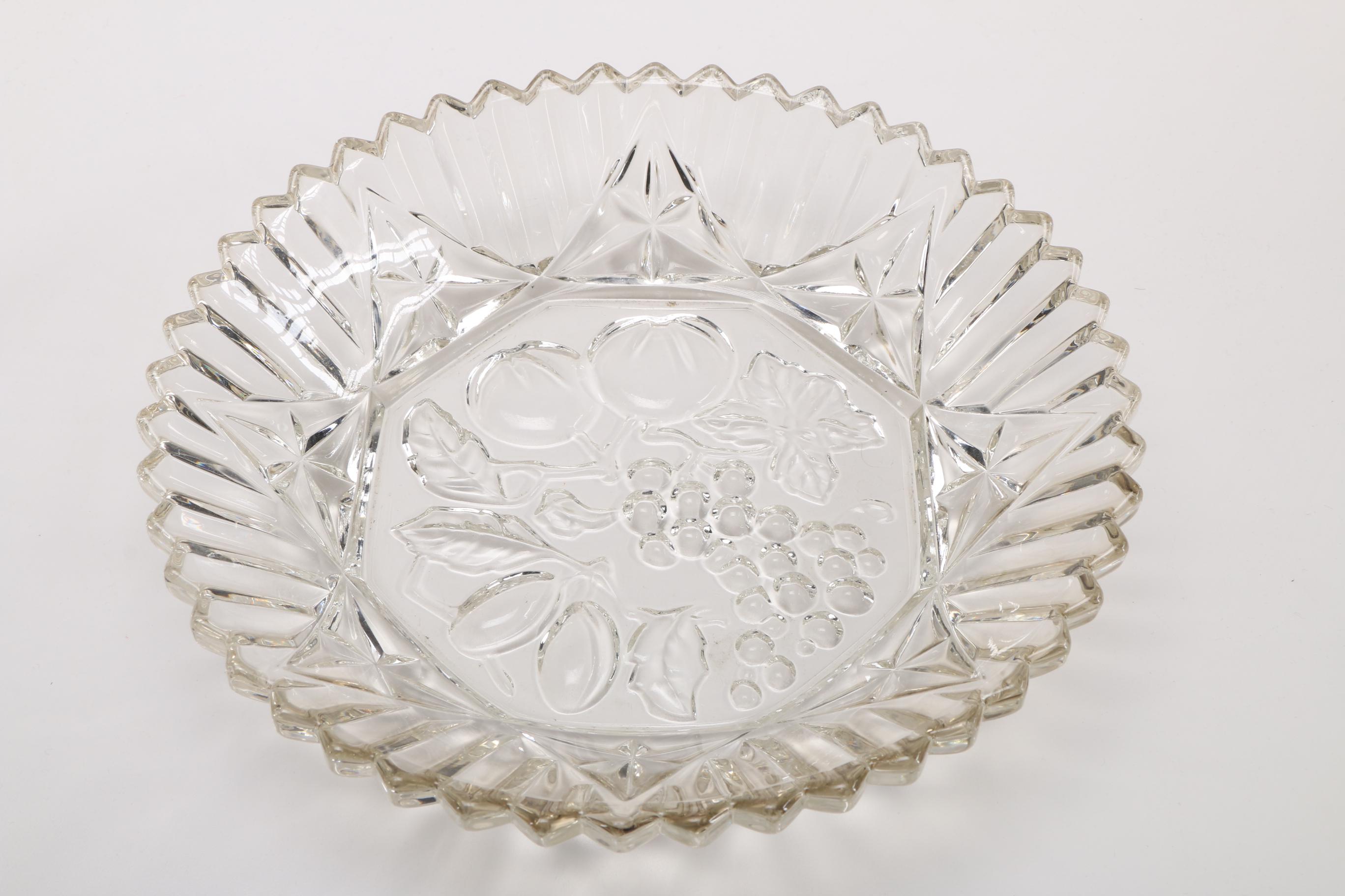 Fifth Avenue Crystal Bowl and Fruit Motif Shallow Bowl