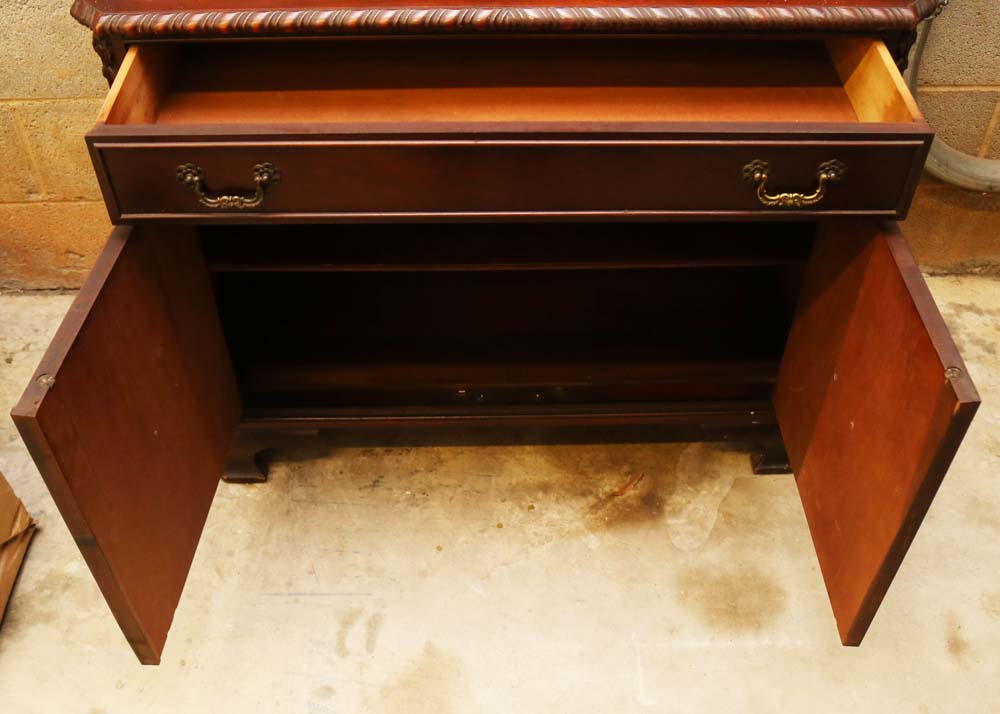 Vintage Bernhardt China Cabinet