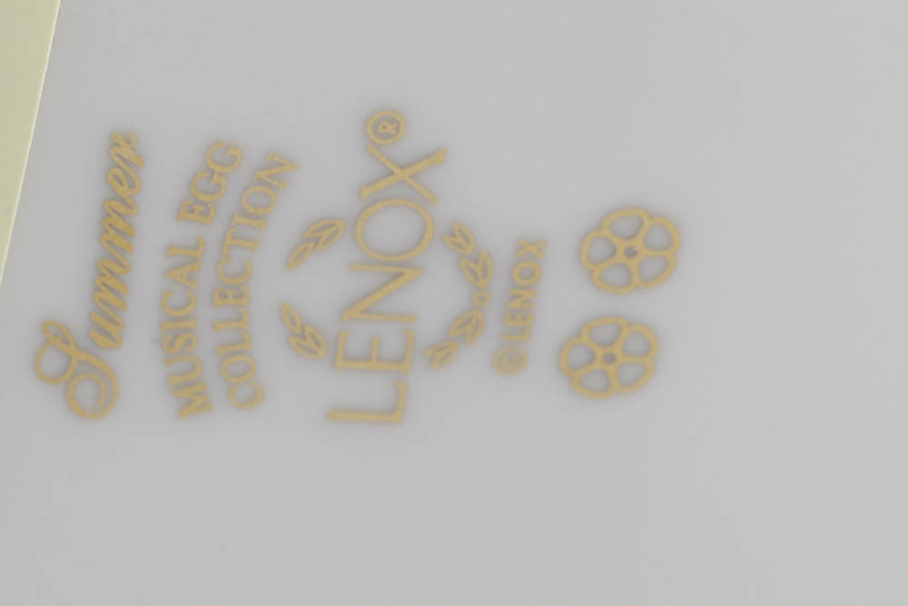 Lenox 10" Musical Filigree Egg