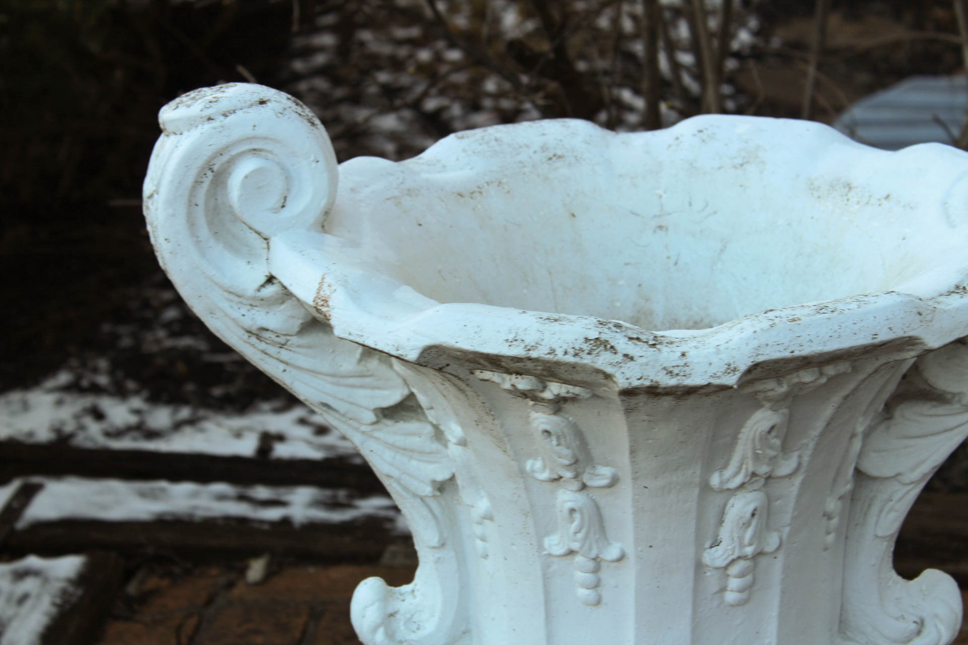 Outdoor Concrete Pedestal Urn