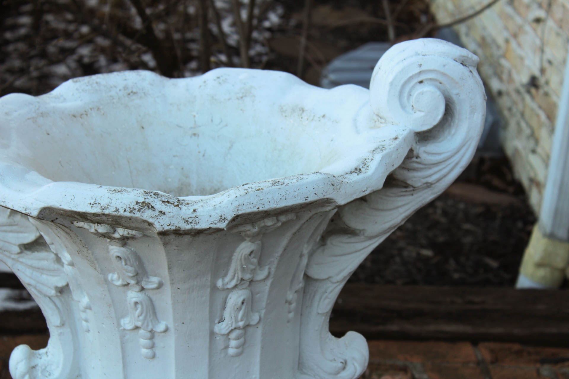 Outdoor Concrete Pedestal Urn