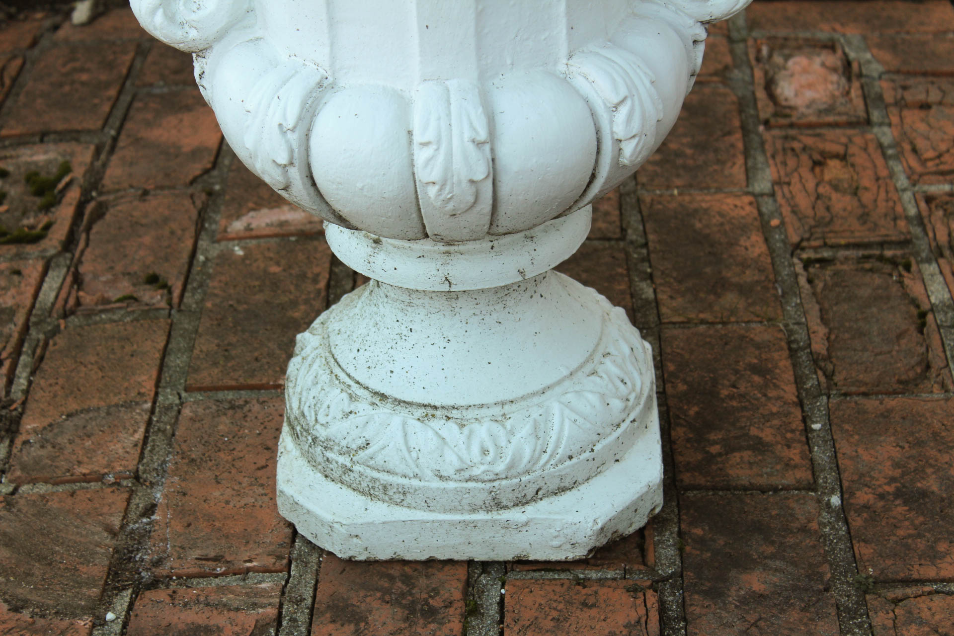 Outdoor Concrete Pedestal Urn