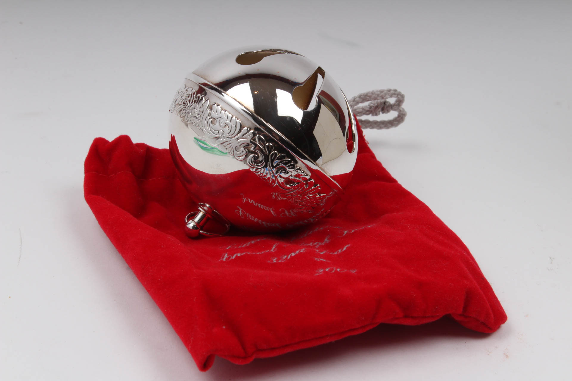 Wallace 2000 - 2002 Silver Plate Holiday Bells