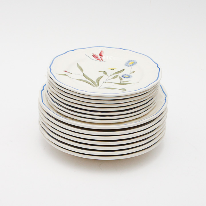Longchamp Hand Painted Ceramic Dinnerware
