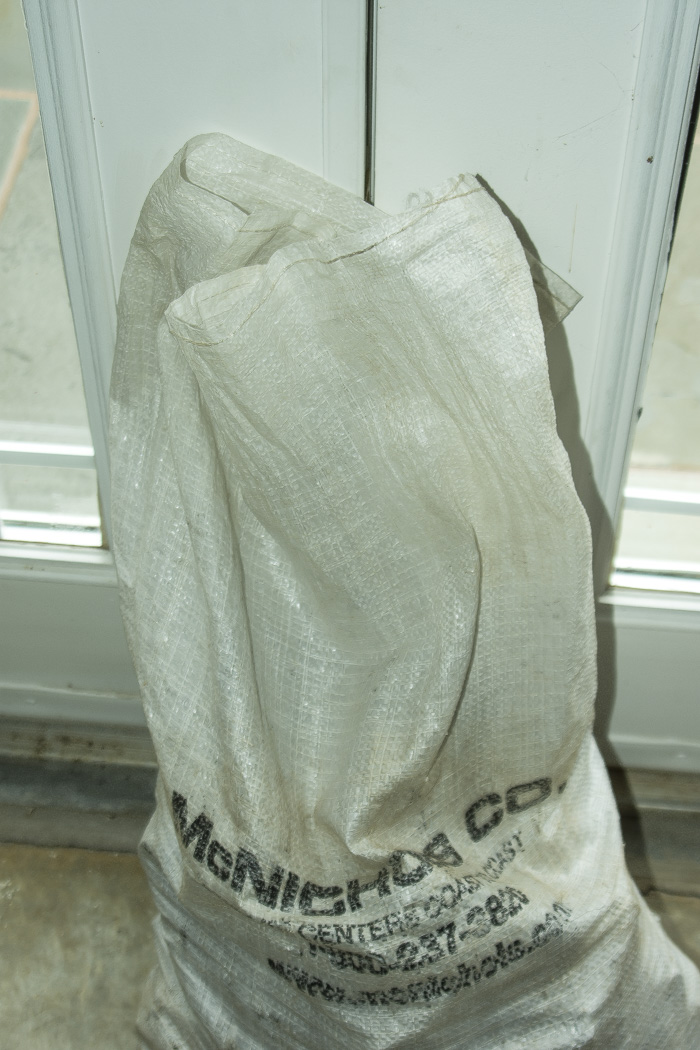 Industrial Railing Poles and Fittings