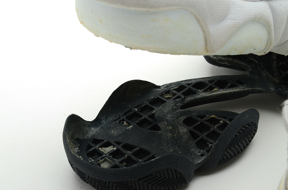 Matt Maloney Signed Game Shoes