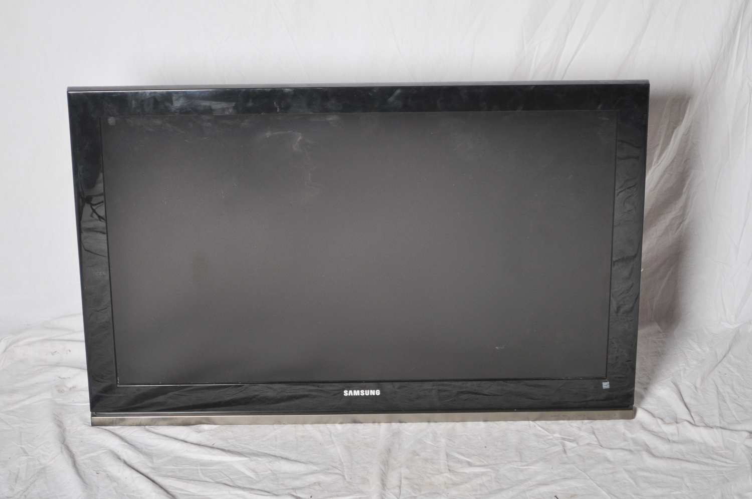 Samsung Flat Screen 47" Television