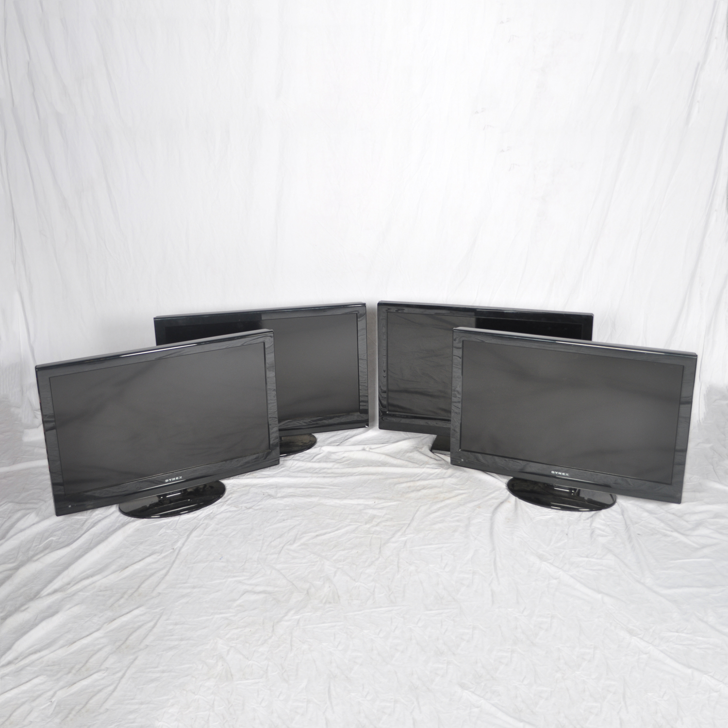 32" Dynex LCD Flat Panel Televisions