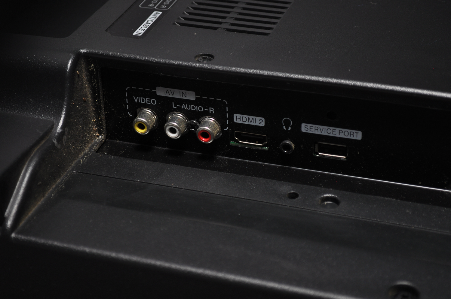 32" Dynex LCD Flat Panel Televisions