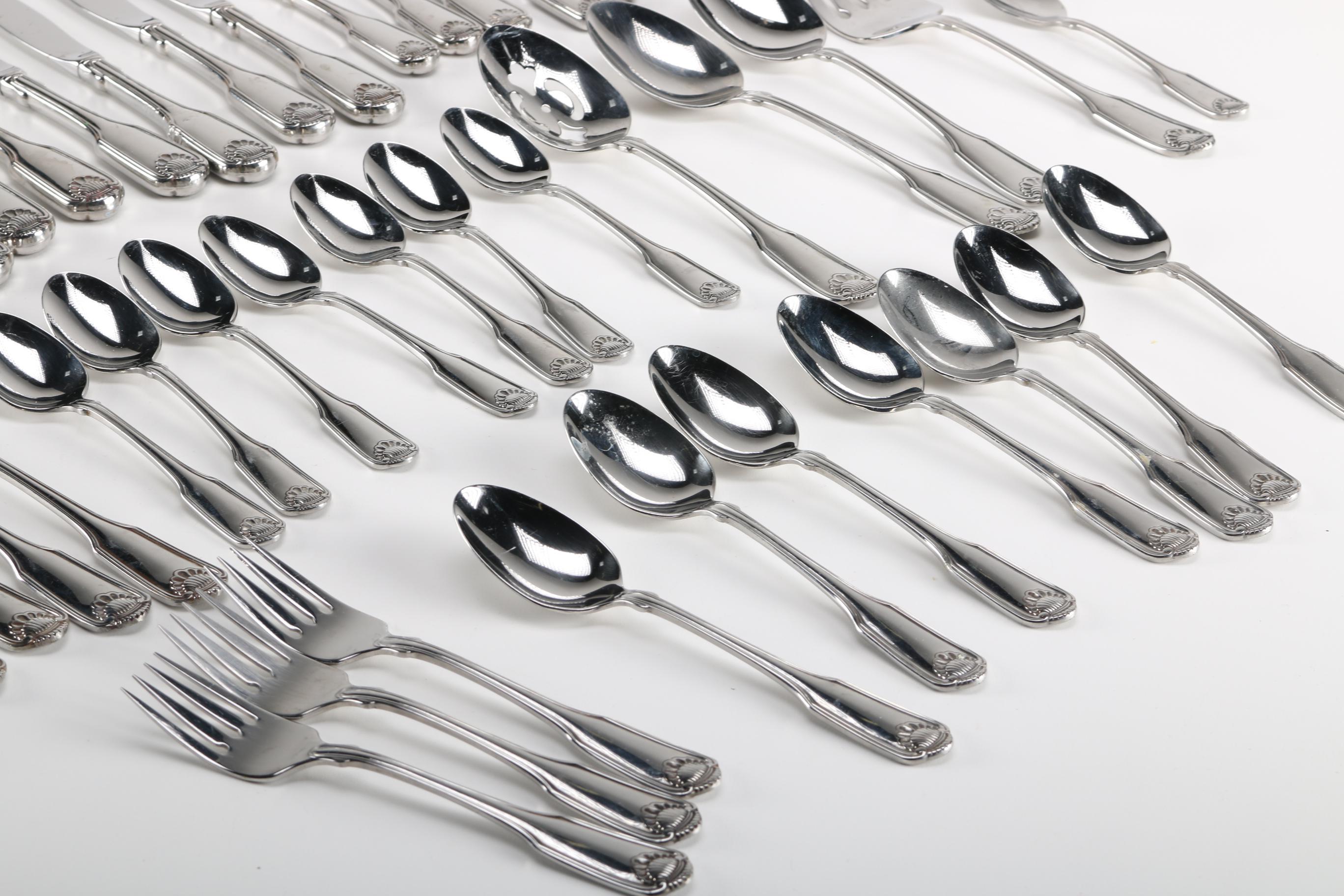 Oneida "Classic Shell" Community Plate Flatware Service