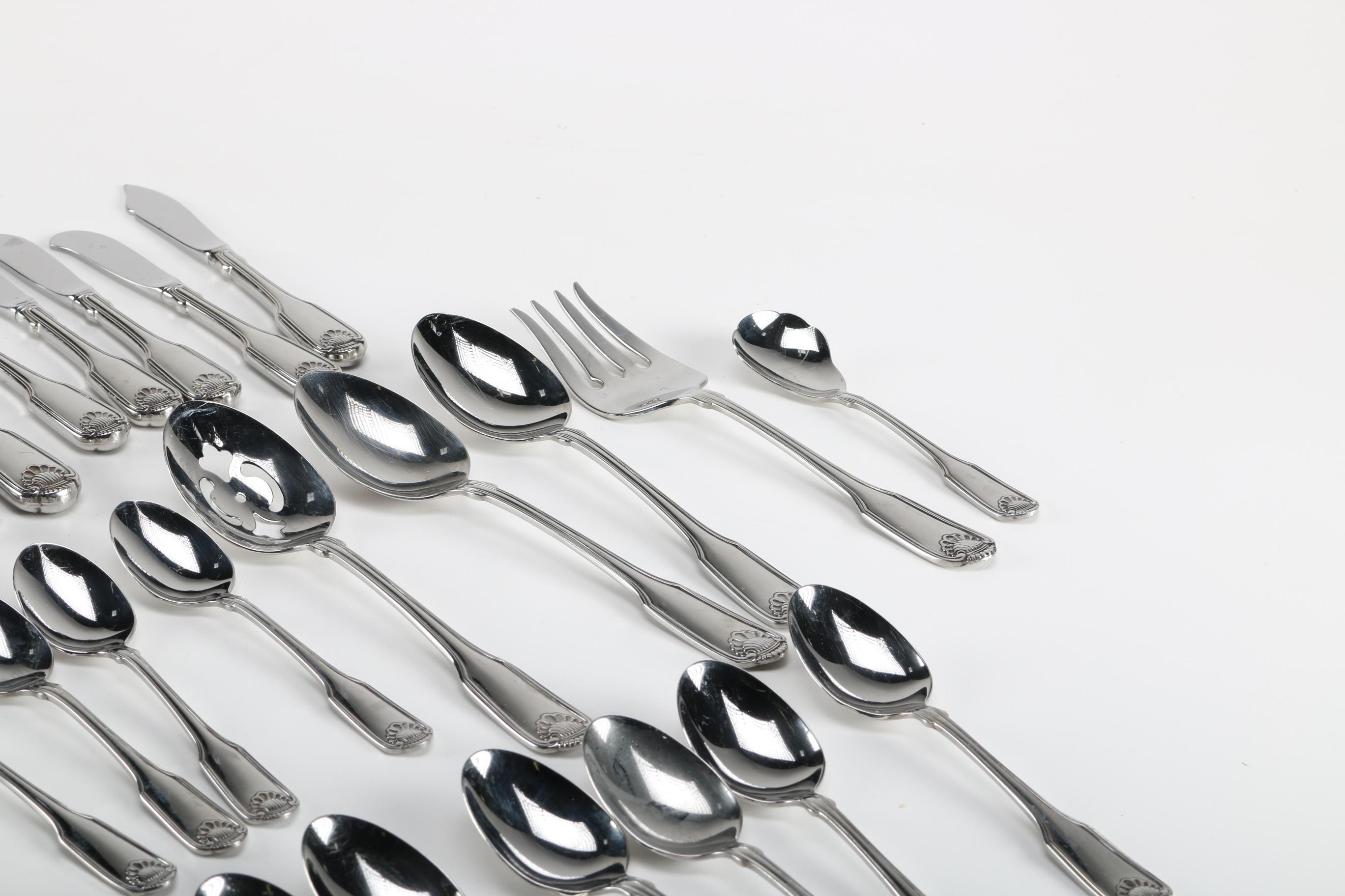 Oneida "Classic Shell" Community Plate Flatware Service