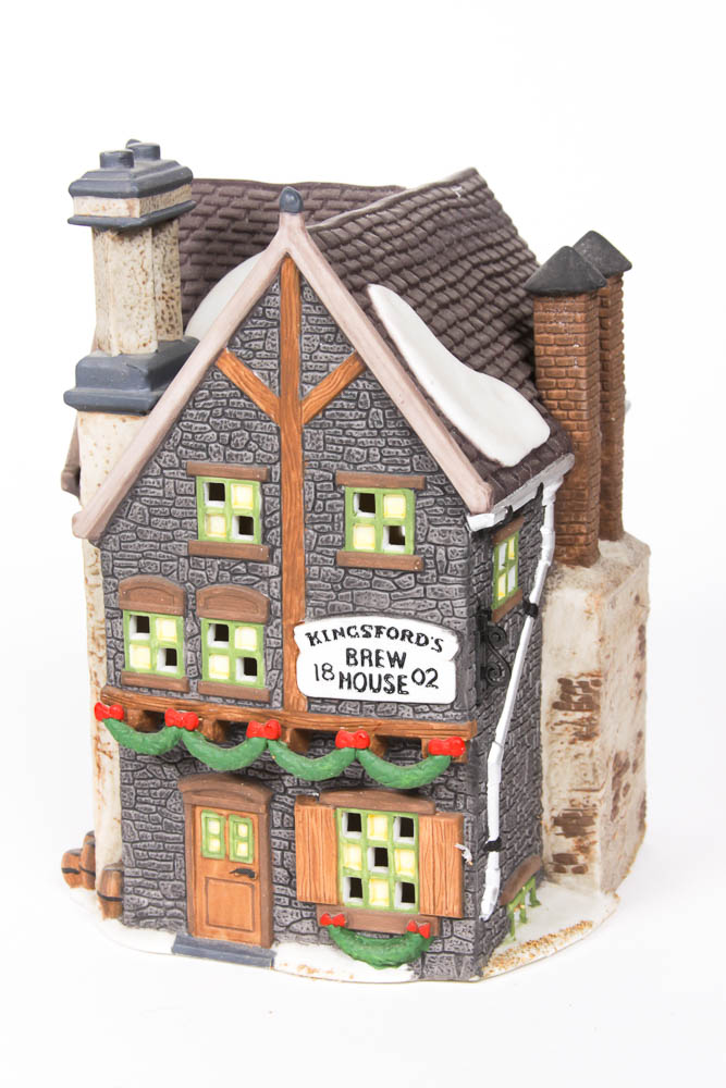 Department 56 Building and Cottage Figurines