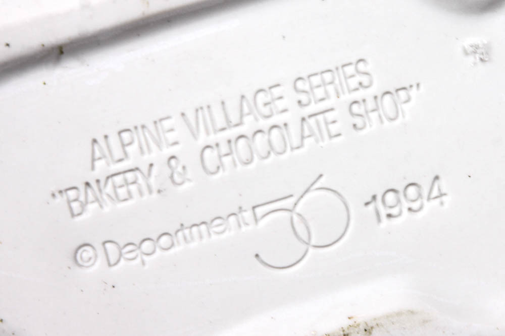 Department 56 Building and Cottage Figurines