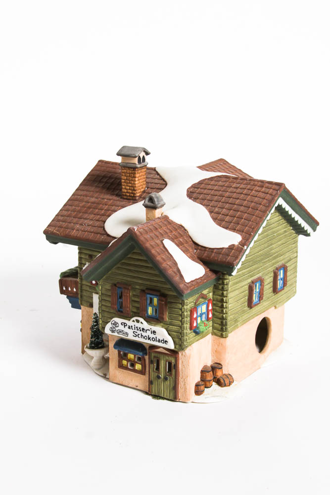 Department 56 Building and Cottage Figurines
