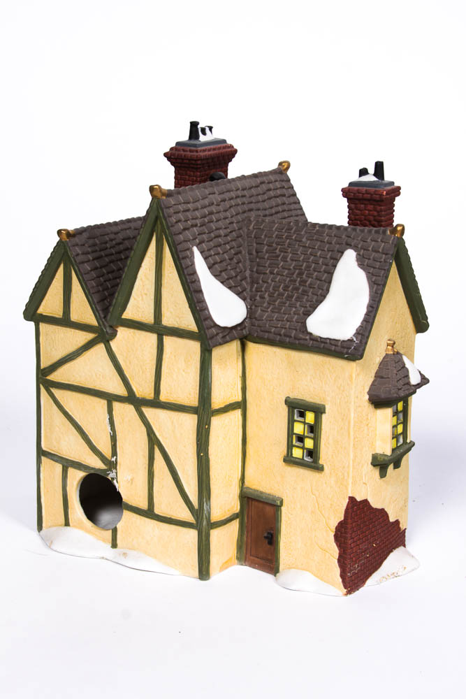 Selection of Department 56 Figurines and Buildings