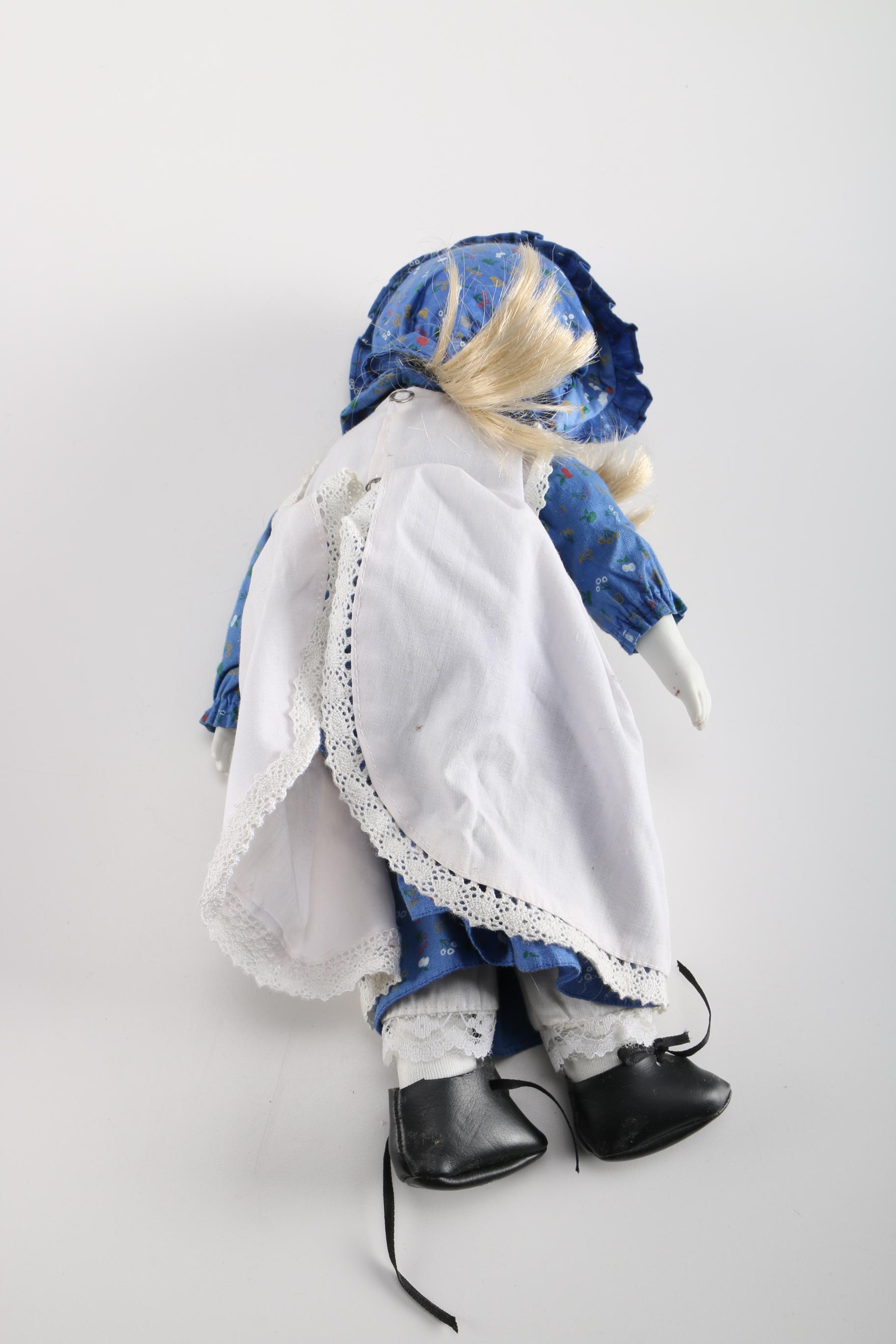 Musical Wind Up Porcelain Dolls