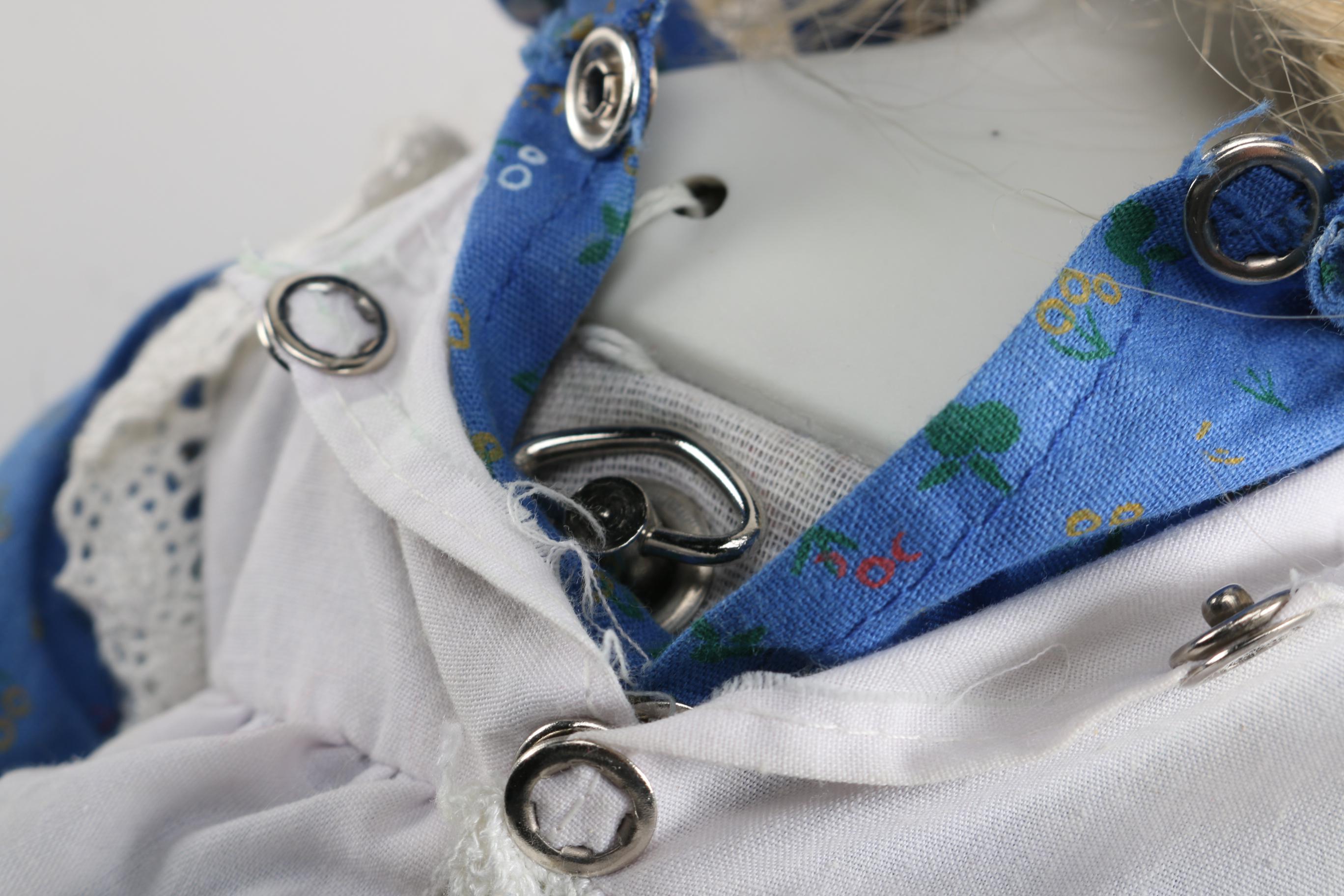 Musical Wind Up Porcelain Dolls