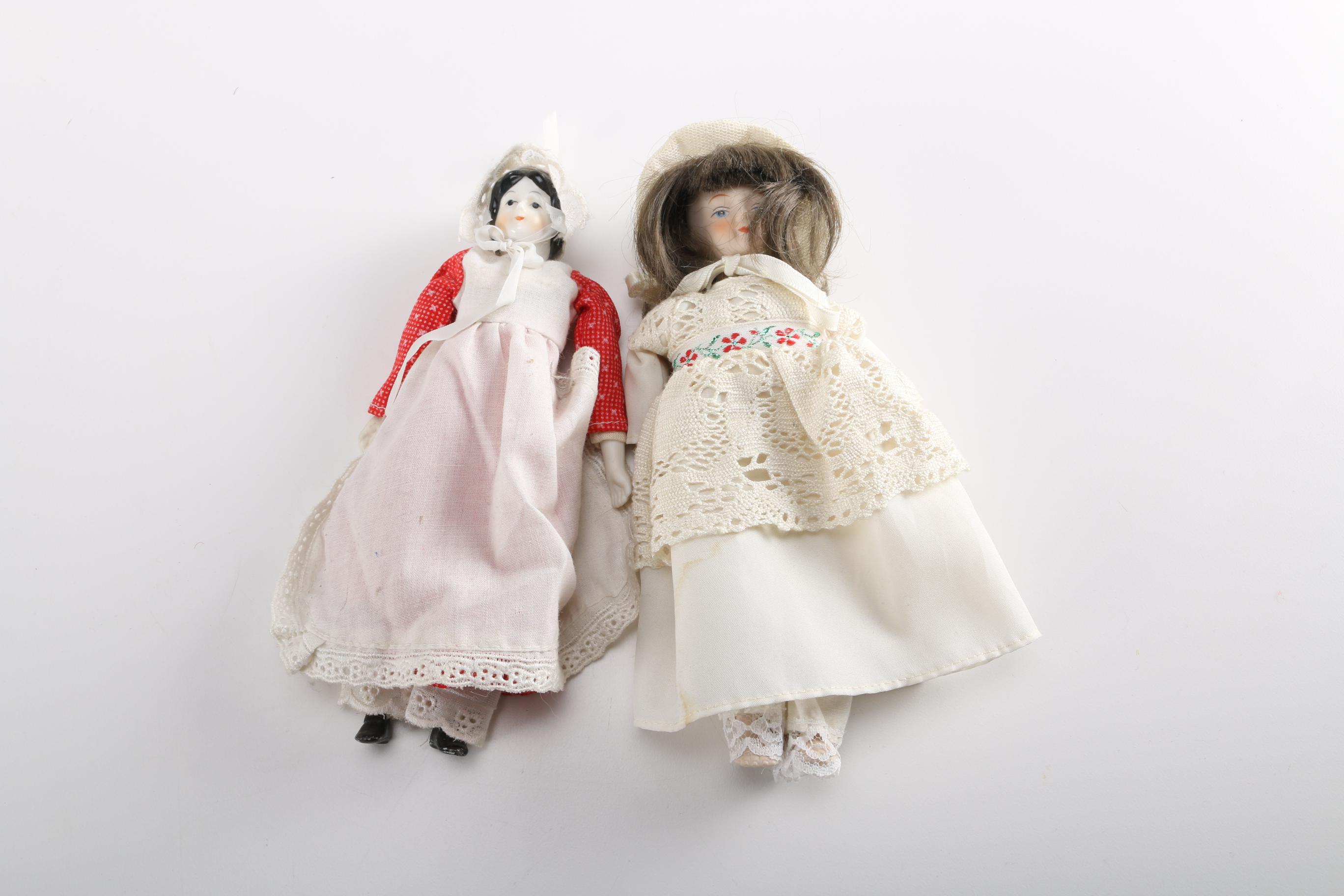 Musical Wind Up Porcelain Dolls