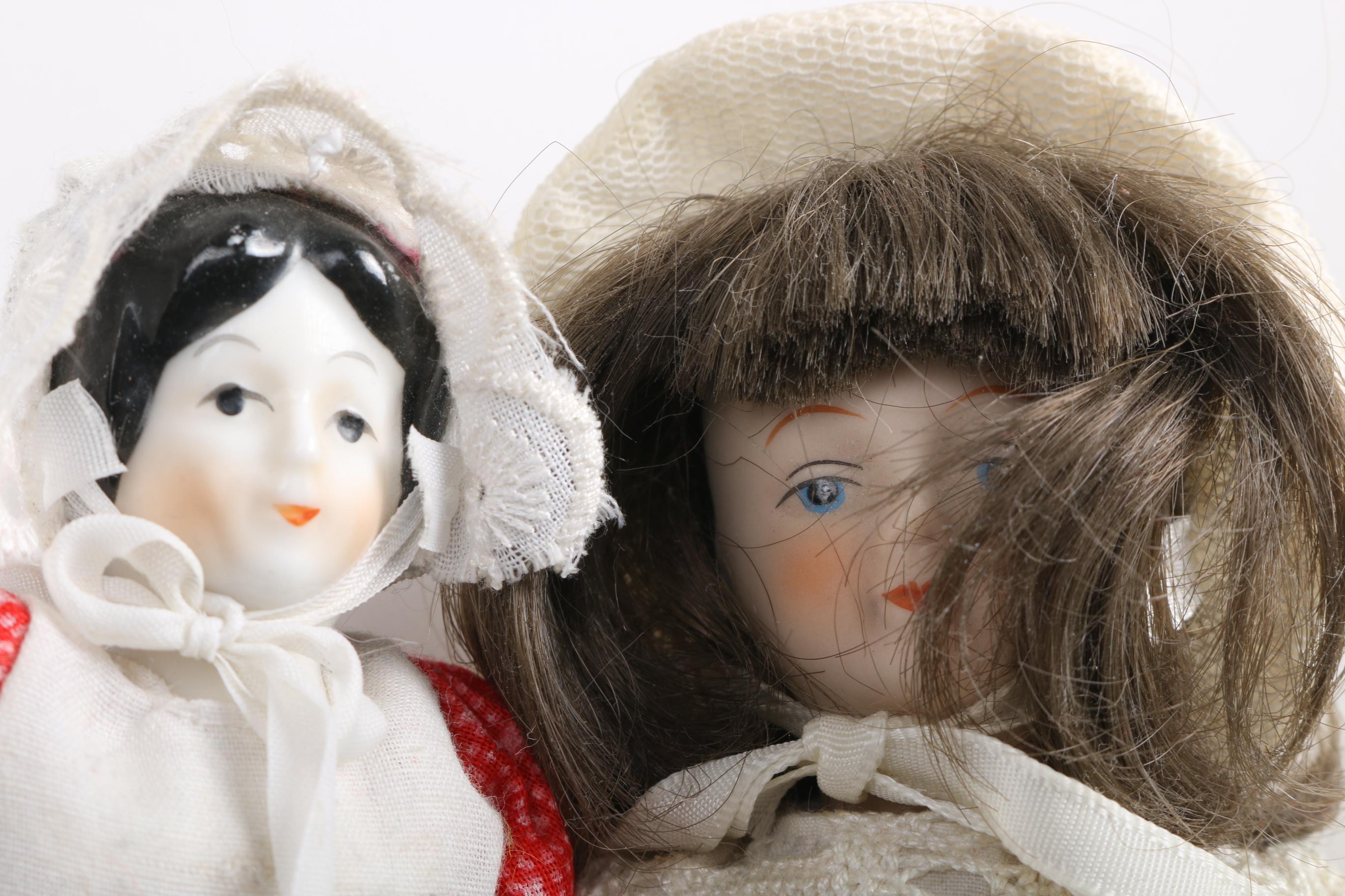 Musical Wind Up Porcelain Dolls