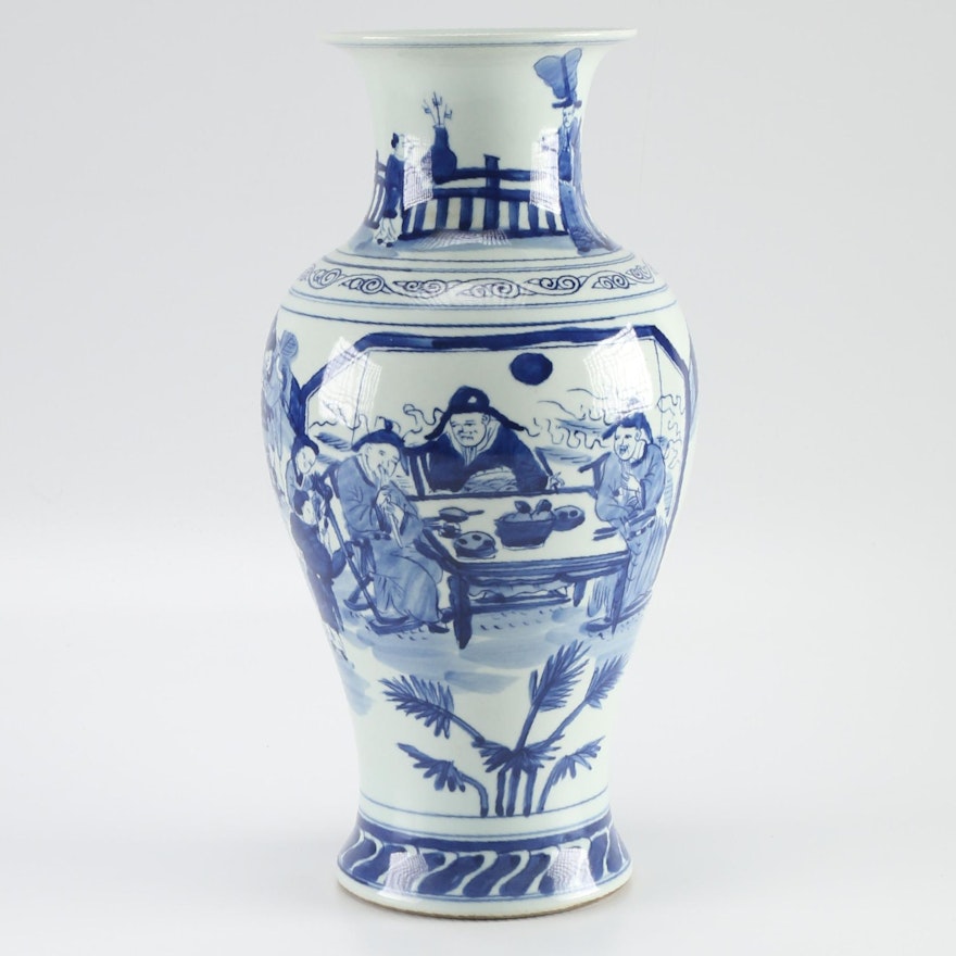 Antique Chinese Porcelain Vase