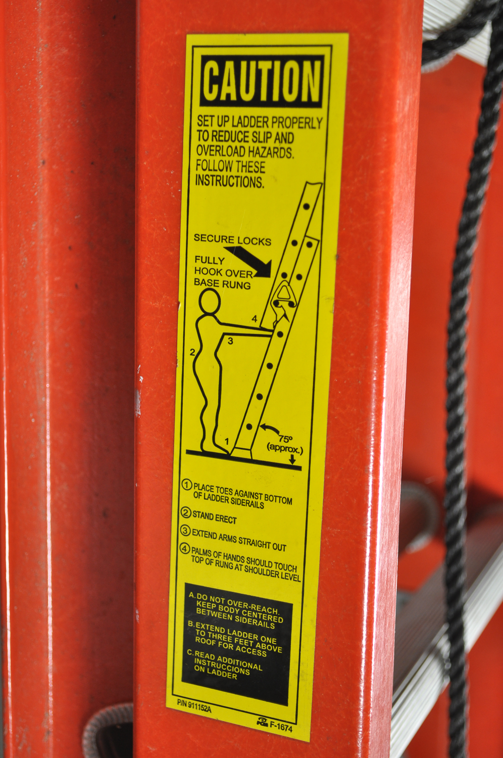 Louisville 28' Metal Sliding Ladder