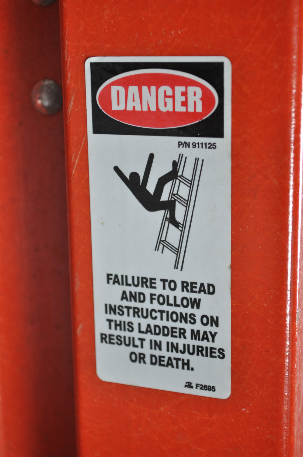 Louisville 28' Metal Sliding Ladder