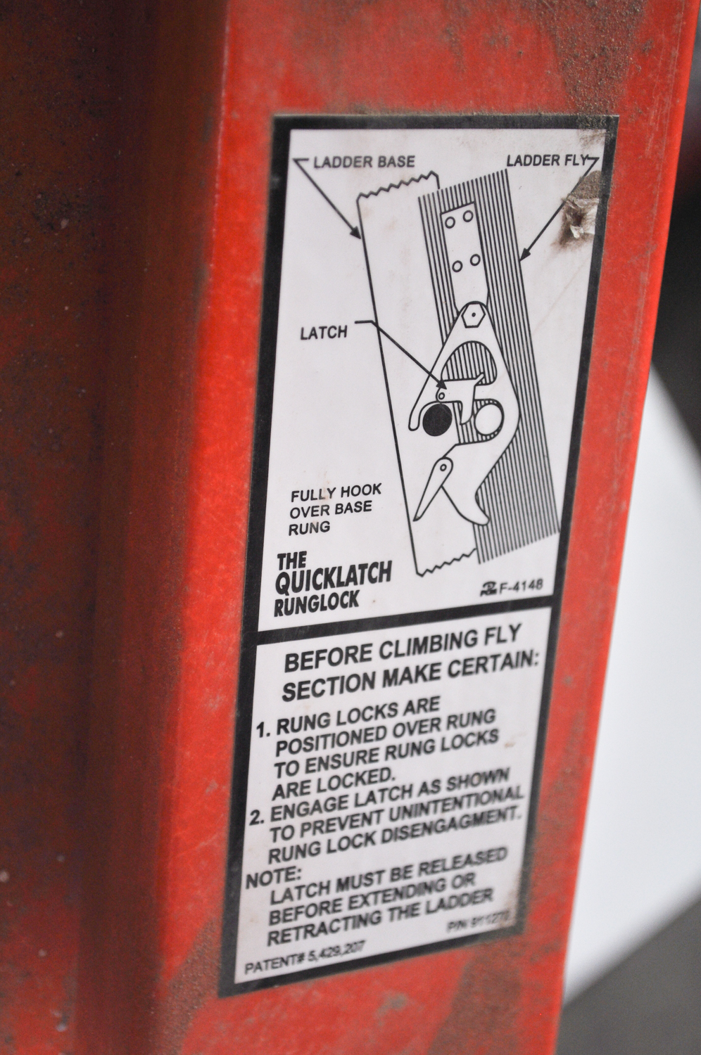 Louisville 28' Metal Sliding Ladder