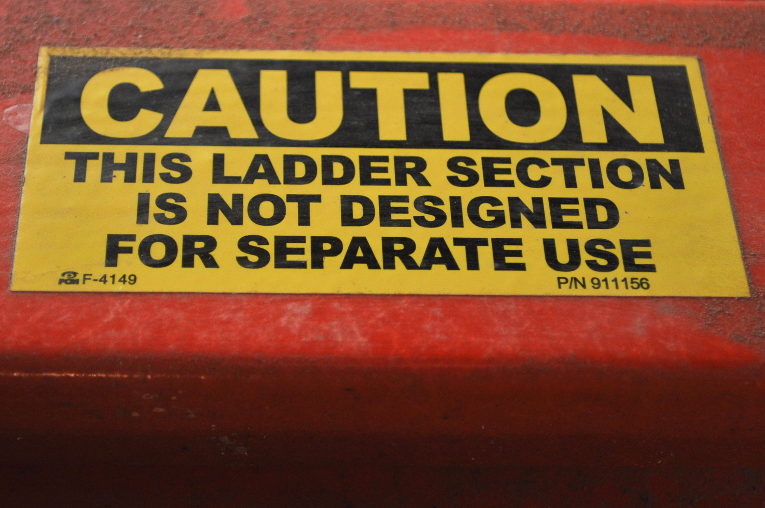 Louisville 28' Metal Sliding Ladder