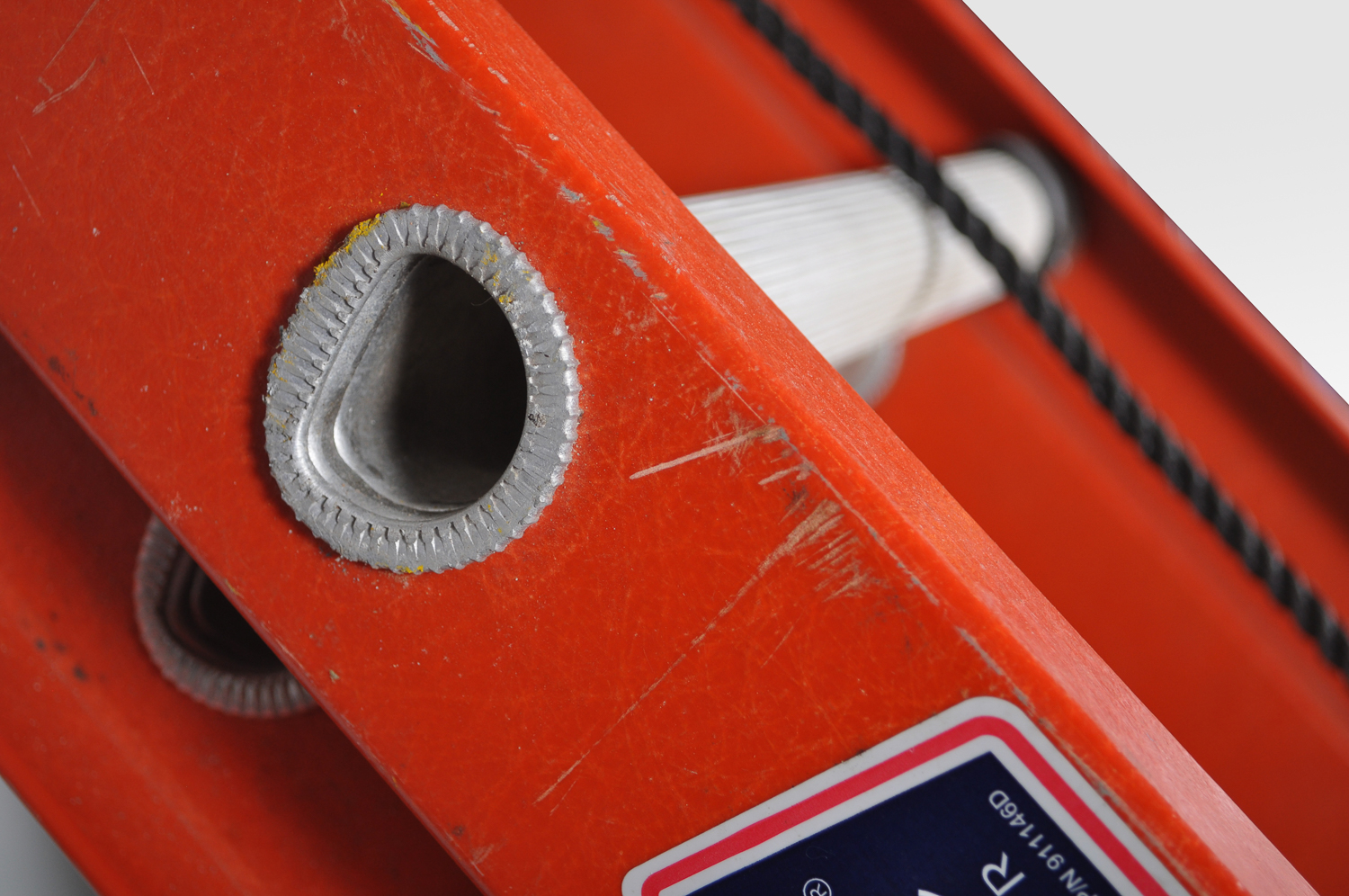 Louisville 28' Metal Sliding Ladder