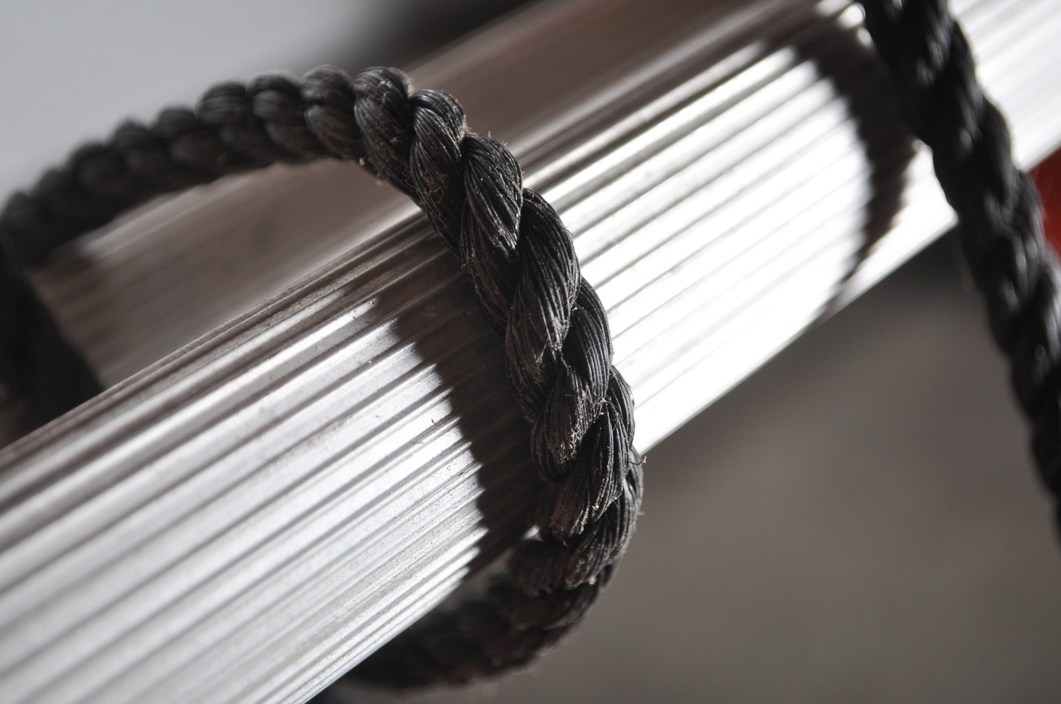 Louisville 28' Metal Sliding Ladder