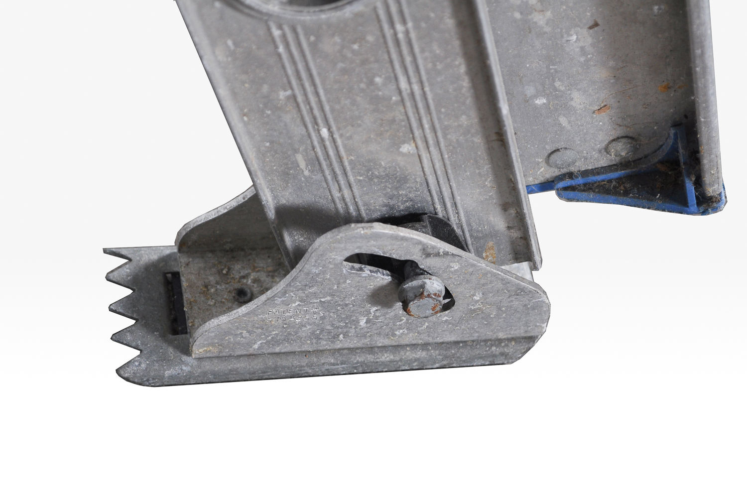 Werner 24' Metal Sliding Ladder