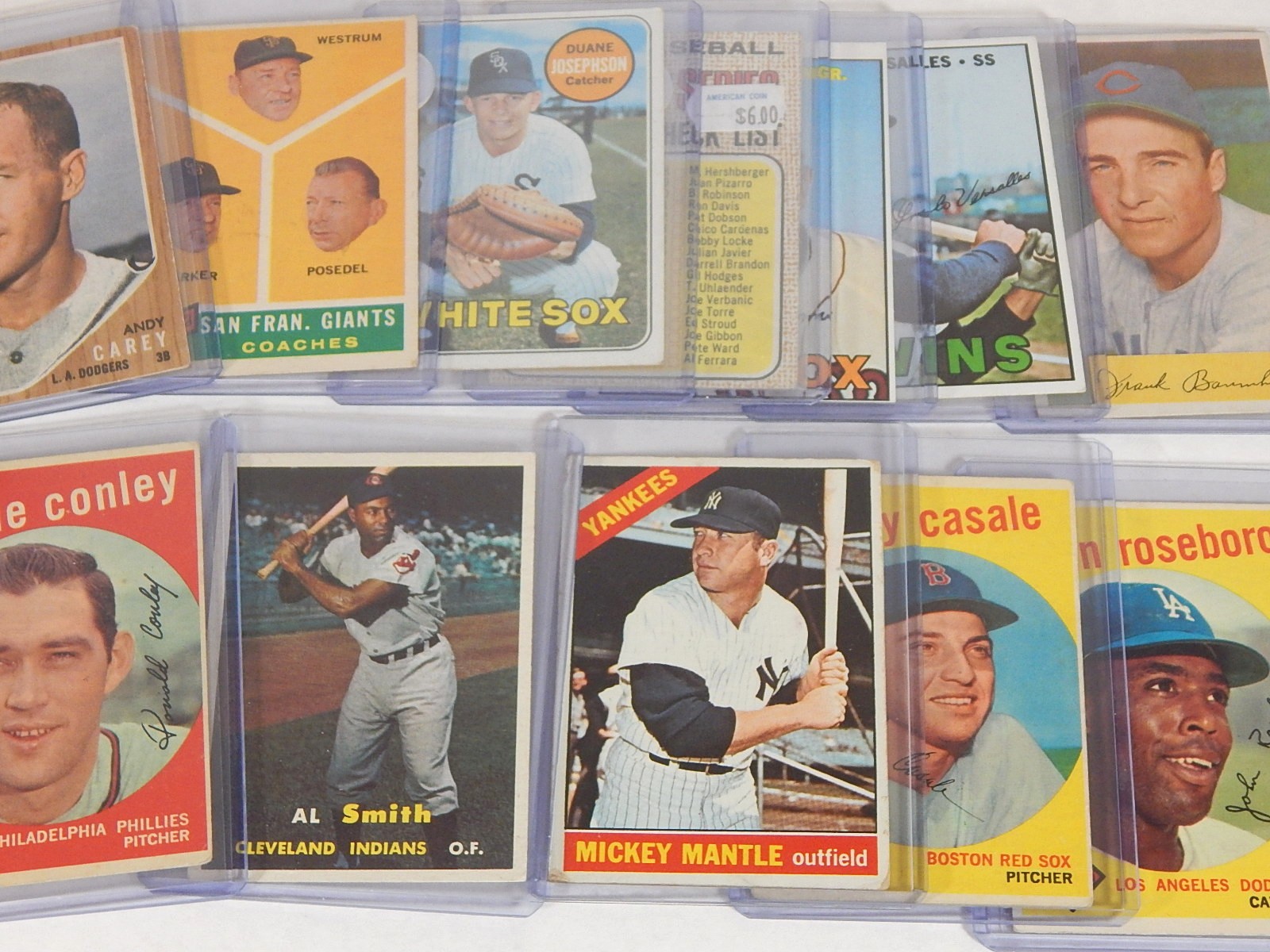 Large 1940s to 1960s TOPPS and Bowman Baseball Card Collection