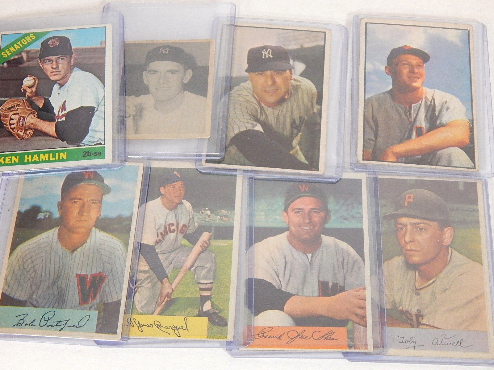 Large 1940s to 1960s TOPPS and Bowman Baseball Card Collection