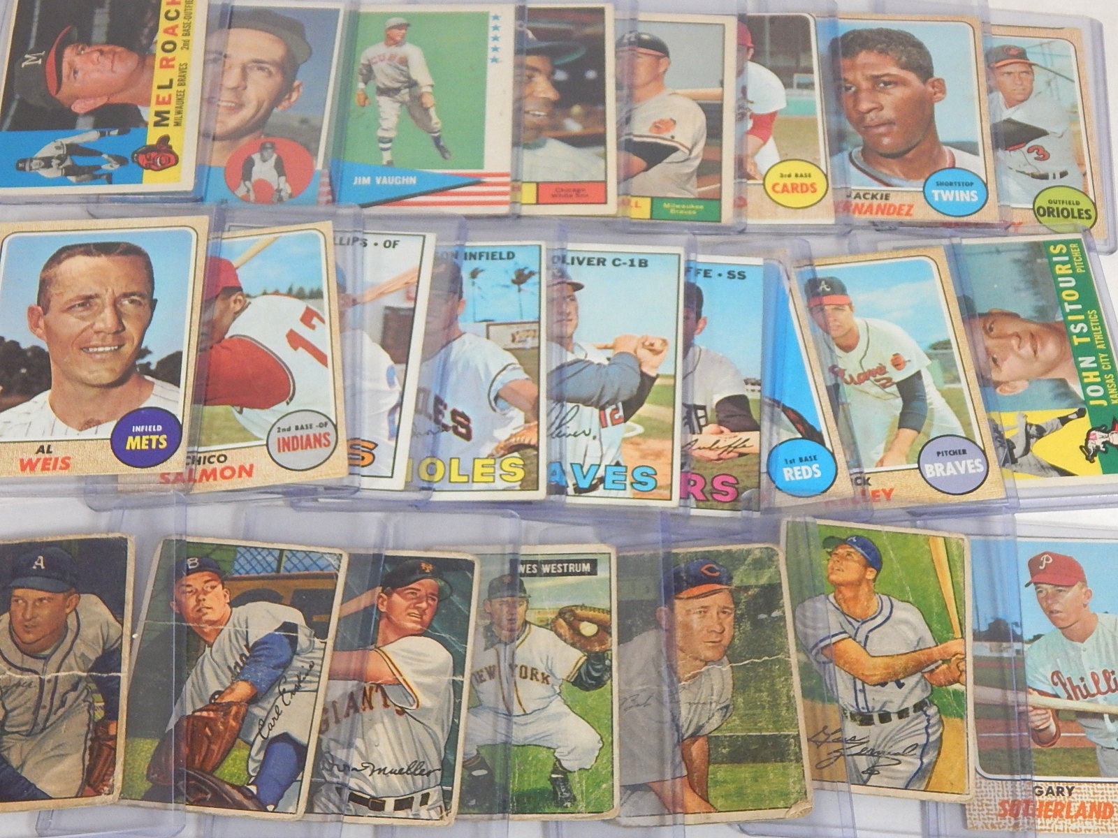 Large 1940s to 1960s TOPPS and Bowman Baseball Card Collection