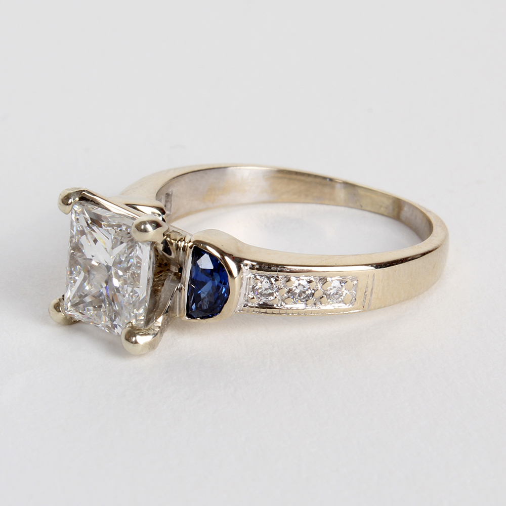18K White Gold Princess Cut Diamond with Demilune Sapphire Shoulders