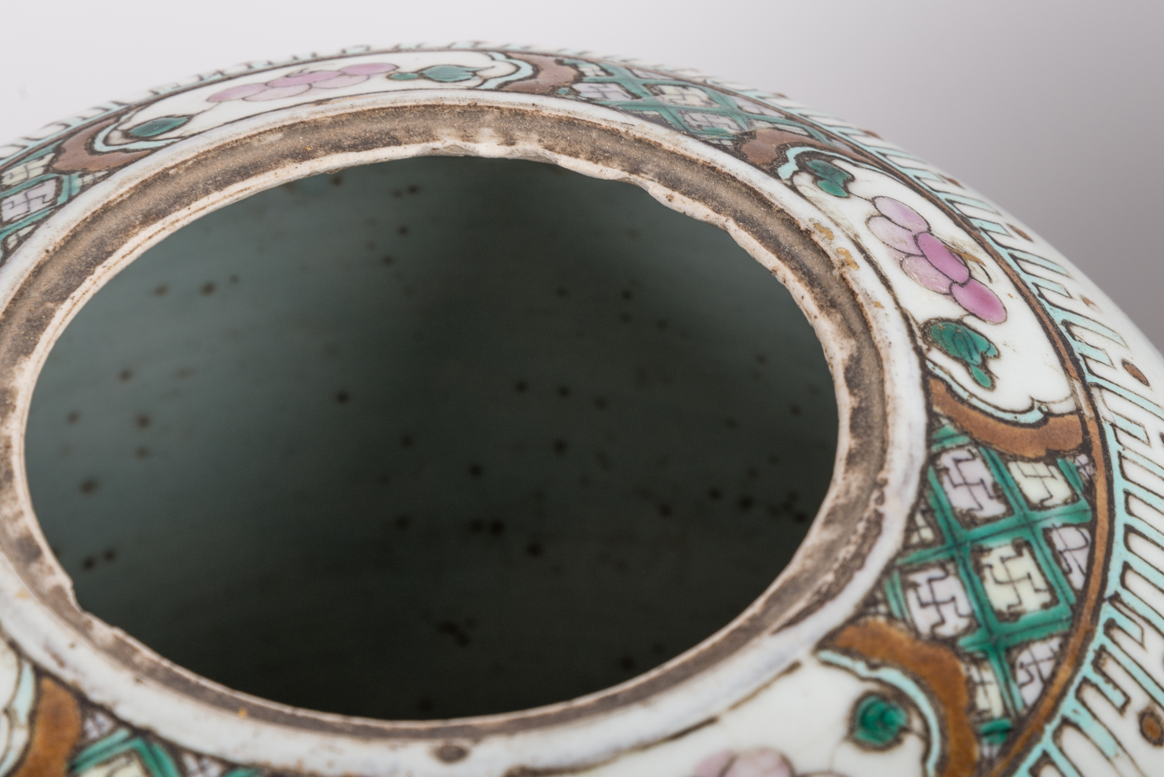 Pair of Chinese Qing Dynasty Ginger Jars