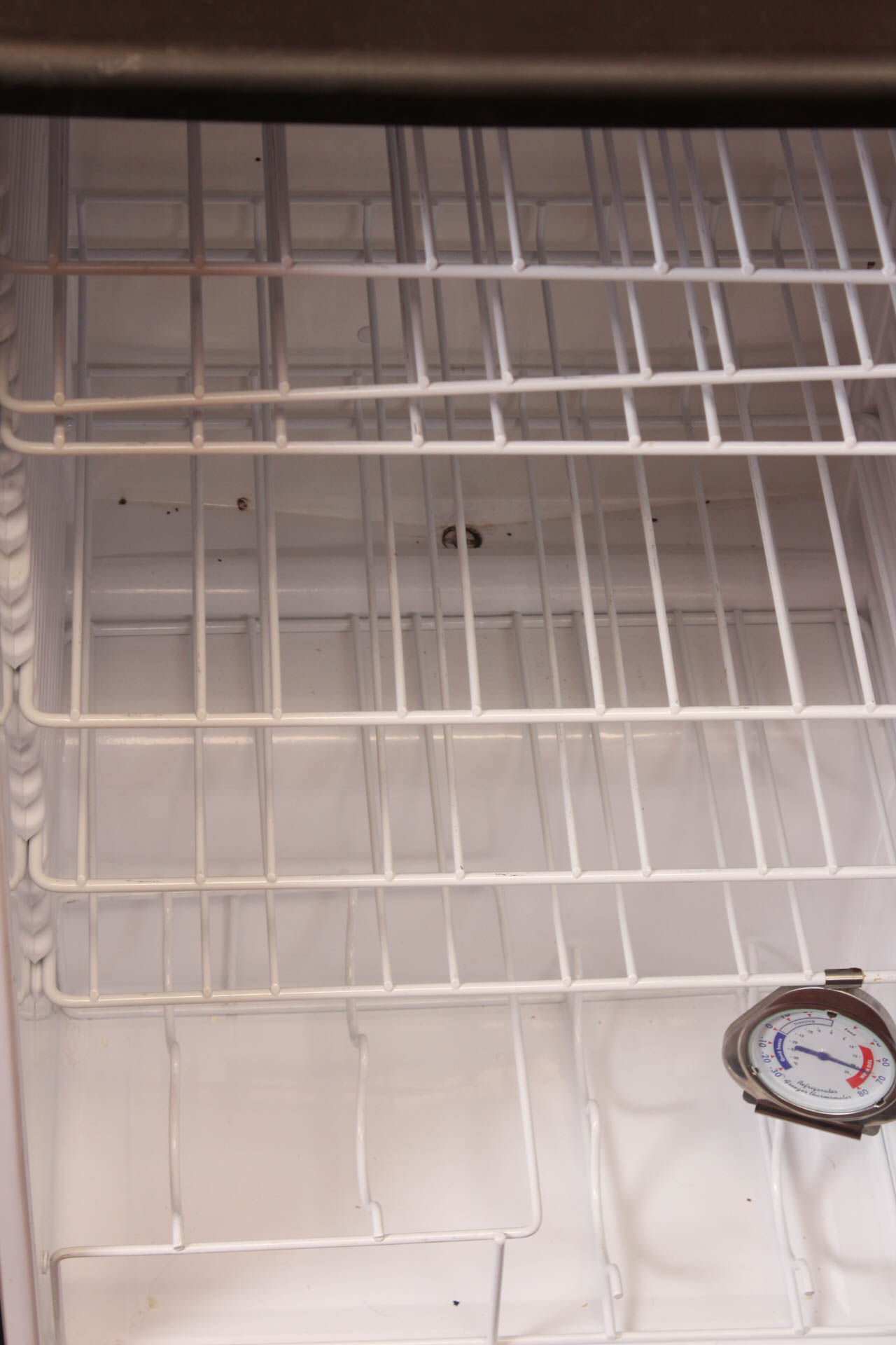 Avanti Glass Door Front Wine Fridge