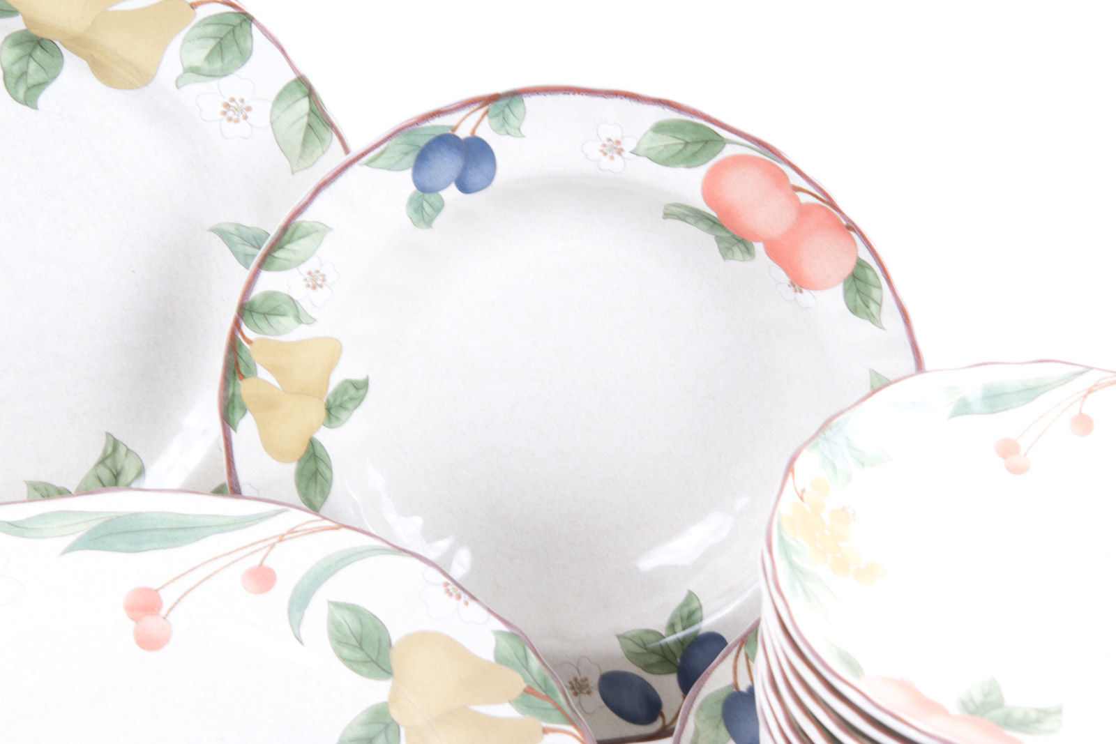 Mikasa "Fruit Panorama" Pattern Tableware Set