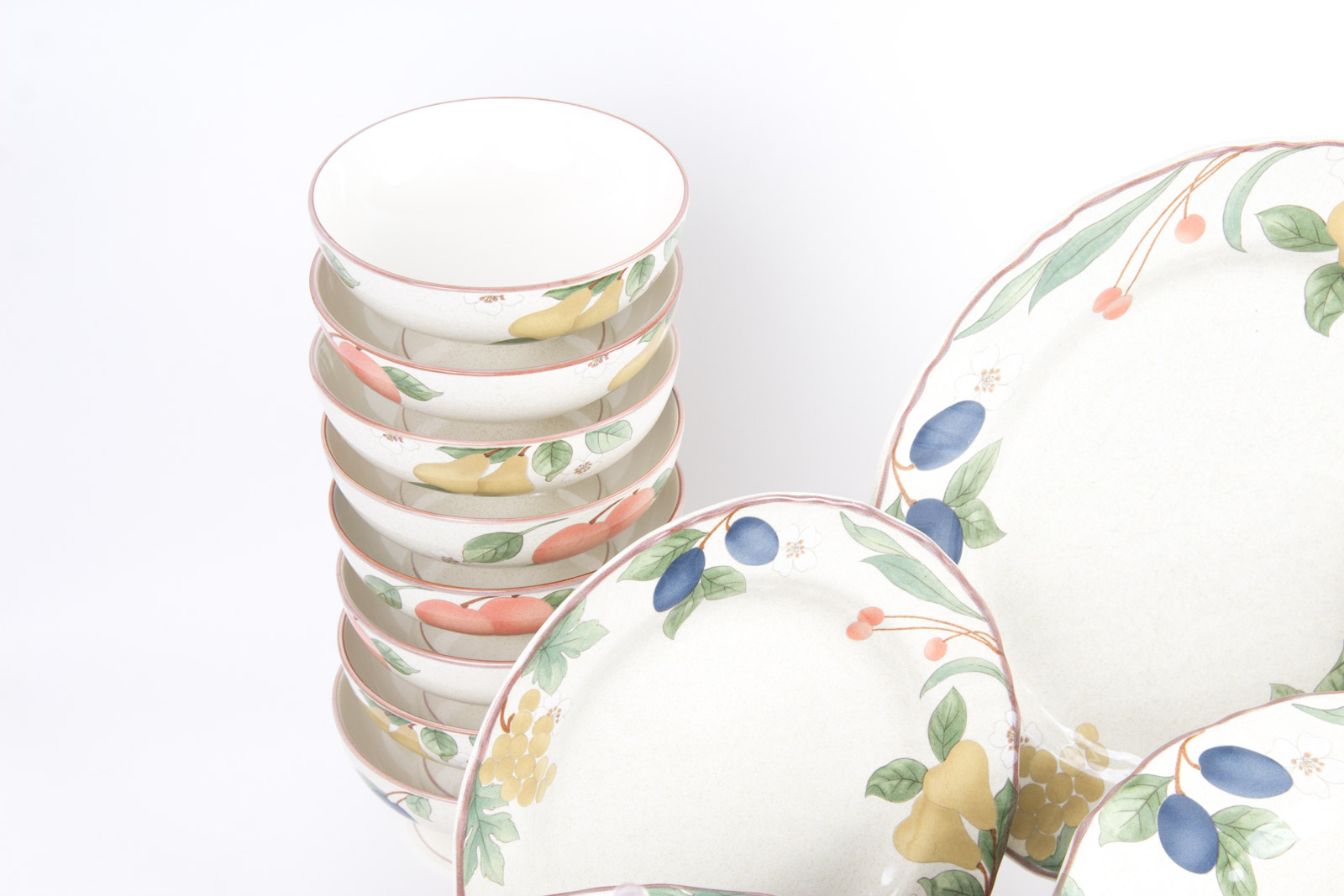 Mikasa "Fruit Panorama" Pattern Tableware Set