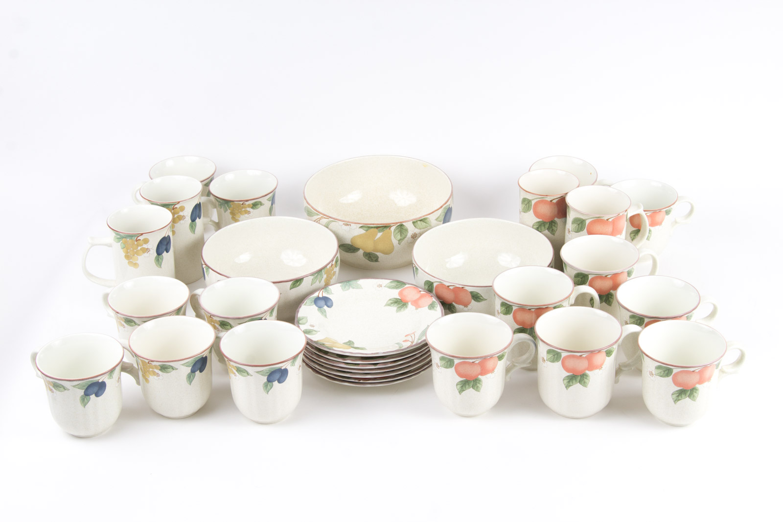 Mikasa "Fruit Panorama" Pattern Tableware Set