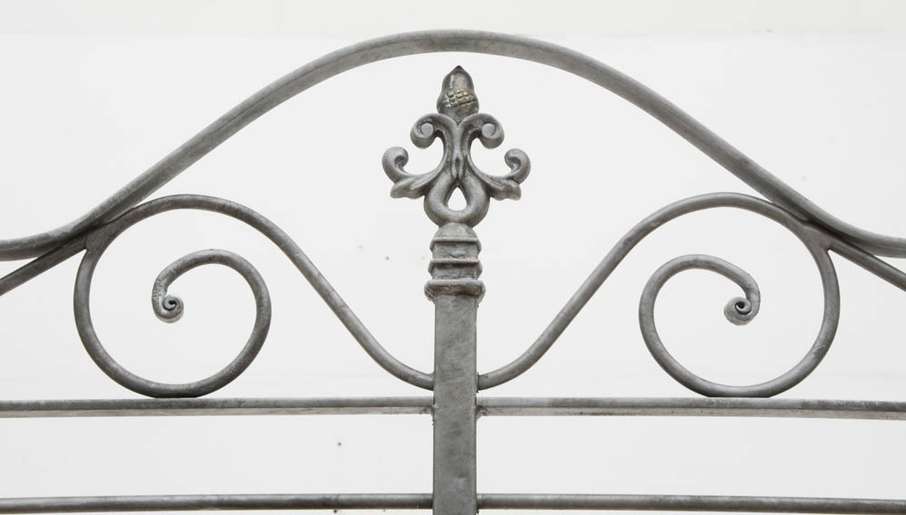 Drexel Heritage Buffet with Baker's Rack