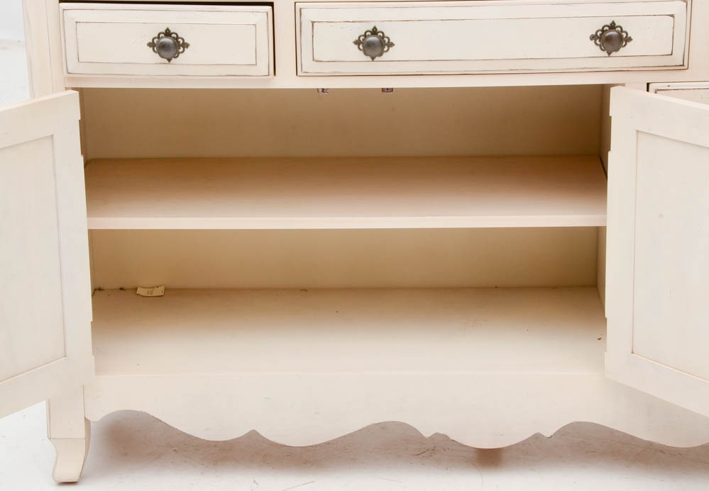 Drexel Heritage Buffet with Baker's Rack