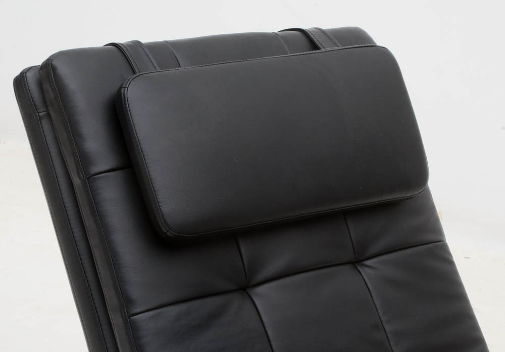 Chintaly "Corvette" Chaise Lounge