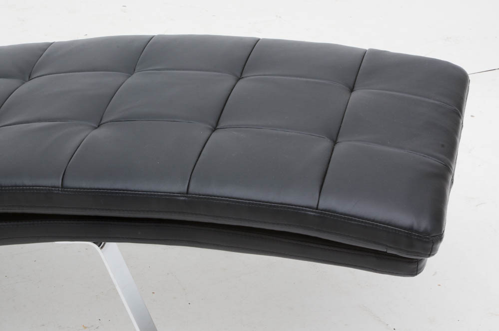 Chintaly "Corvette" Chaise Lounge