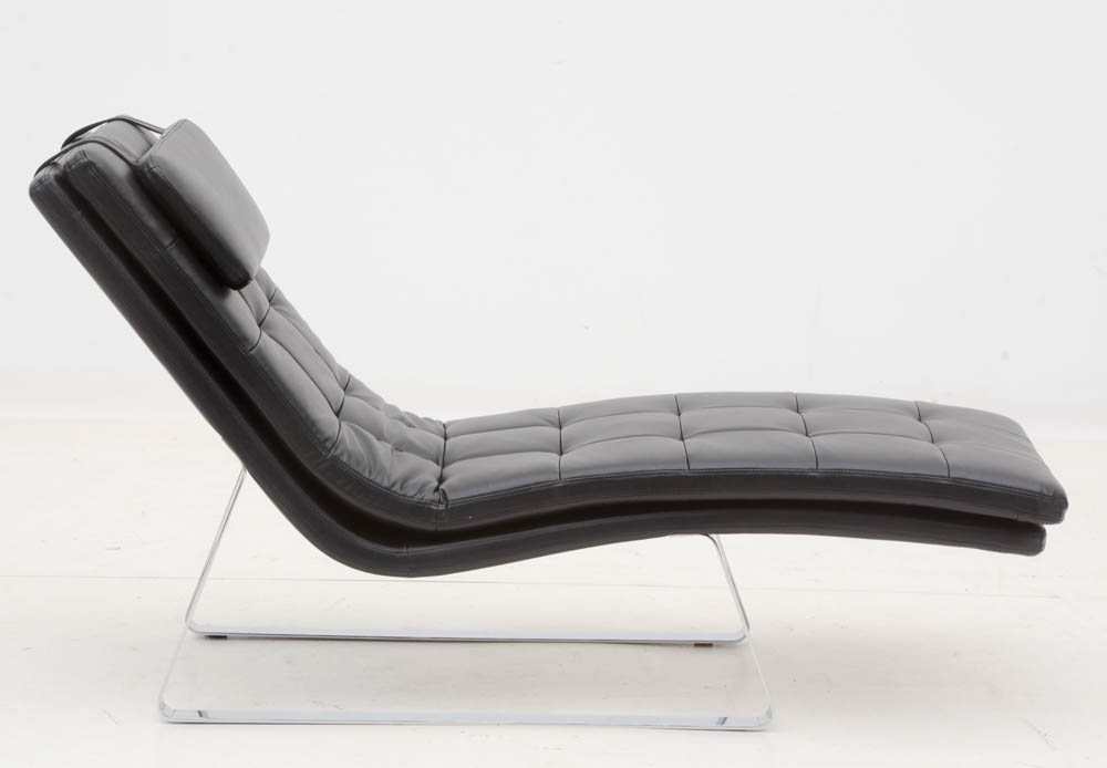 Chintaly "Corvette" Chaise Lounge