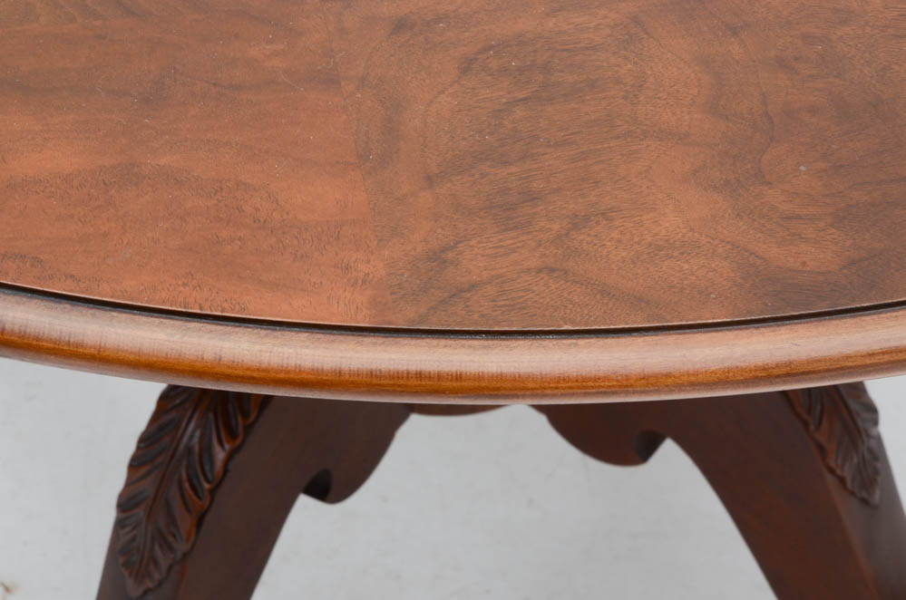 Henredon Dining Set With Leather Chairs