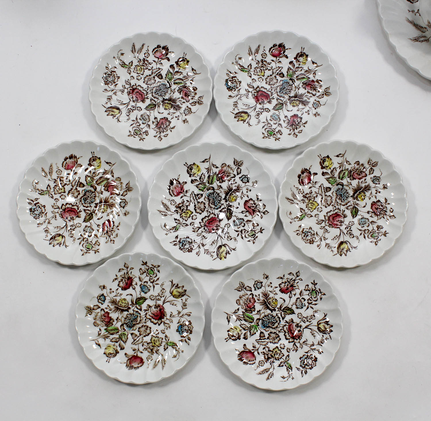 Staffordshire Bouquet Dinnerware Set