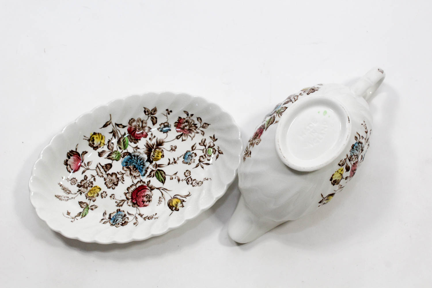 Staffordshire Bouquet Dinnerware Set