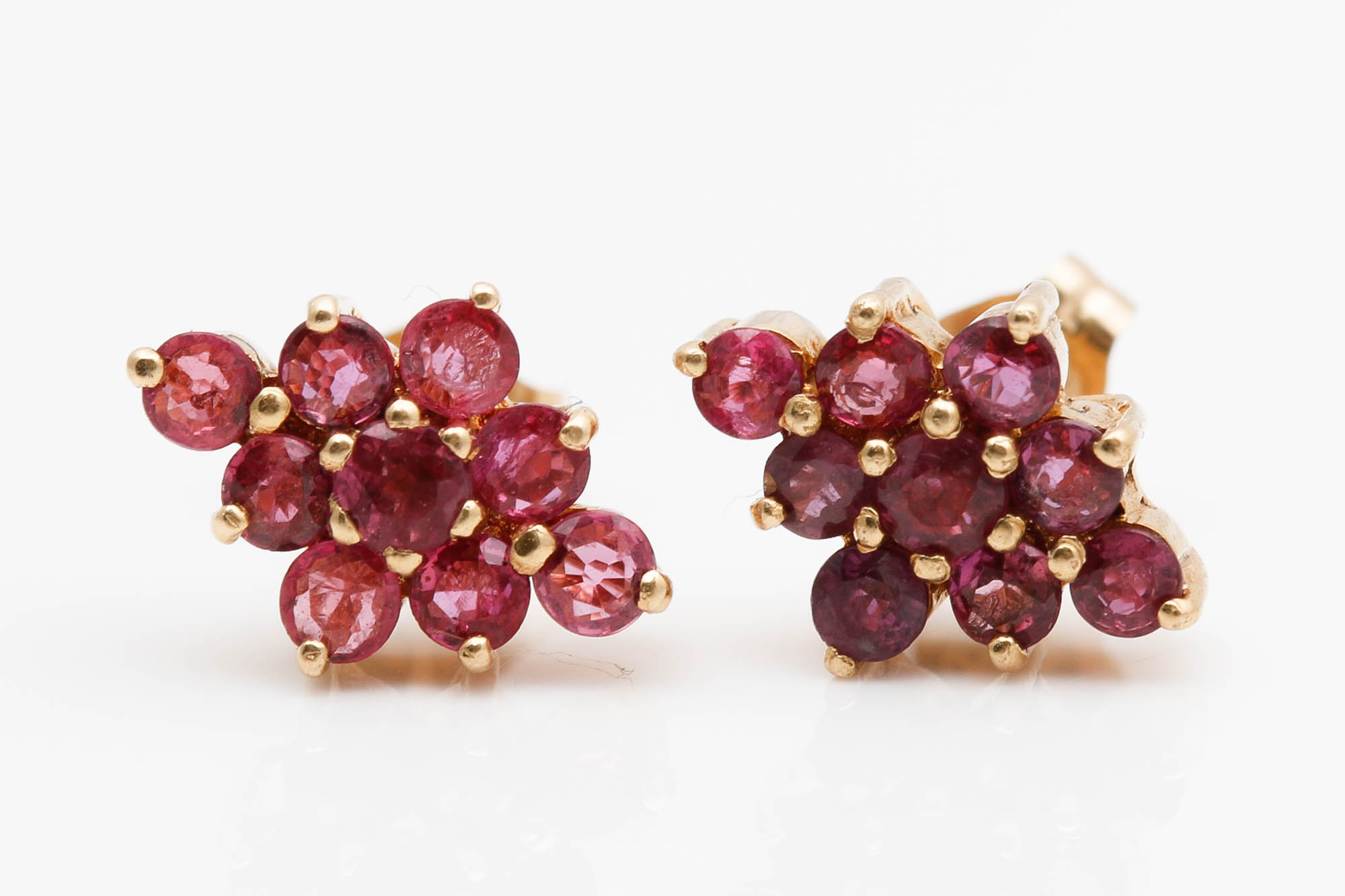 14K Yellow Gold 0.90 CTW Ruby Earrings